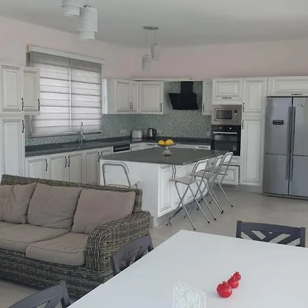 The Green Kazafani Holiday home
