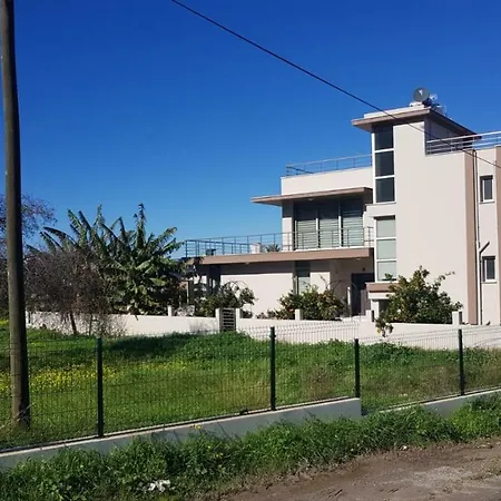 Holiday home The Green Kazafani