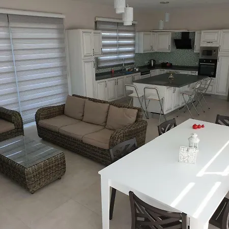 Holiday home The Green Kazafani